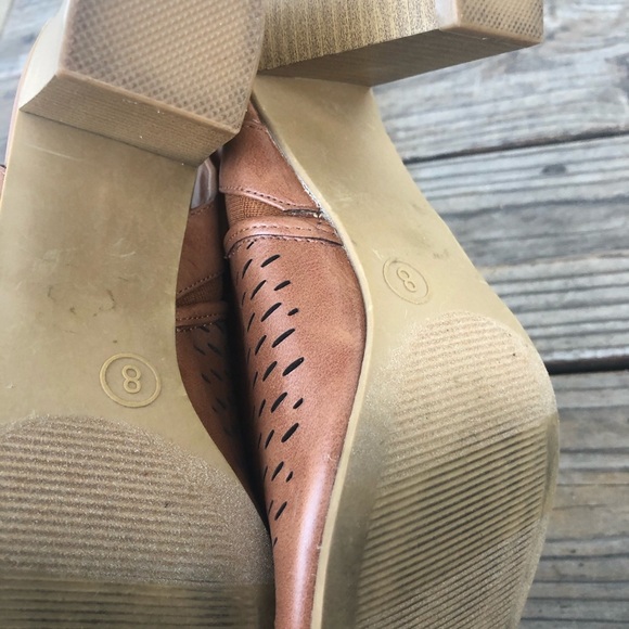 Charlotte Russe Brown Cut Out Heel Bootie - Picture 4 of 4